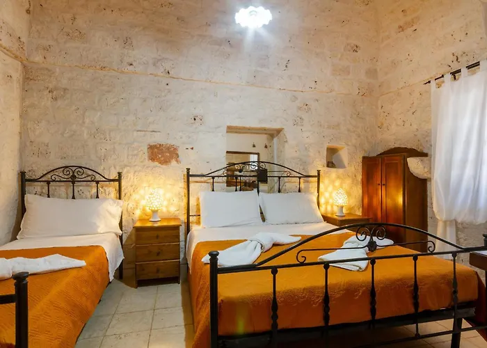 Casale Valle Degli Ulivi 펜션 오스투니